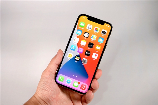 新化苹果手机维修分享iOS 14.2修订版已到，专属iPhone 12系列 