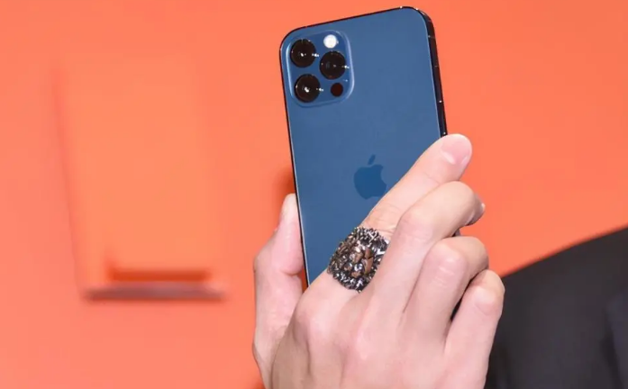 新化苹果手机维修分享iPhone12系列重启方法教程 